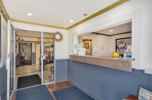 Motel Super 8 Limon