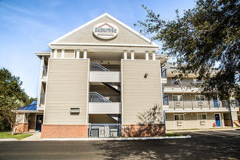 Hotel Suburban Extended Stay