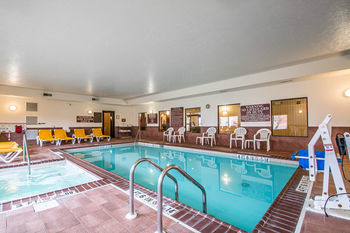 Hotel Comfort Suites Merrillville