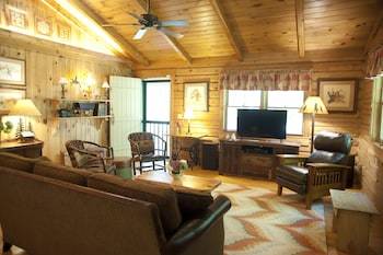 Beechwood Inn - Bed Breakfast And Wine Cellar