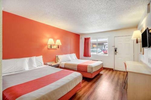 Motel 6 Stockton North