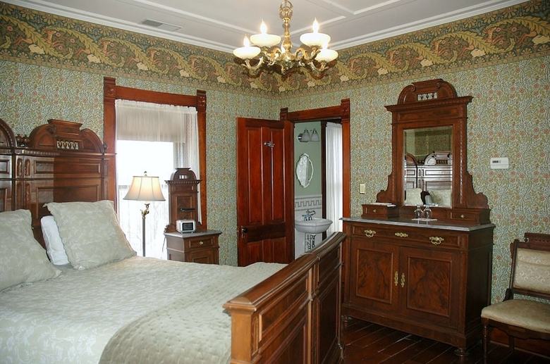 Nauvoo Grand Bed & Breakfast