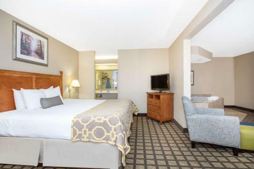 Hotel Baymont Inn And Suites Hays