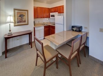 Hotel Staybridge Suites Rockford