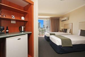 Australis Sovereign Hotel