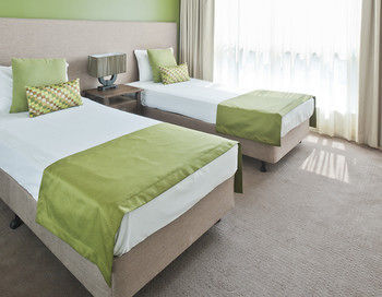 Hotel Mantra Crown Towers