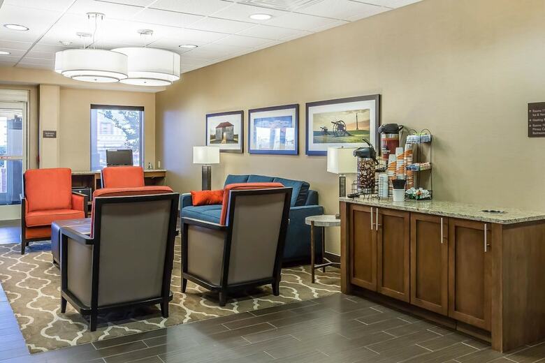 Hotel Comfort Inn
