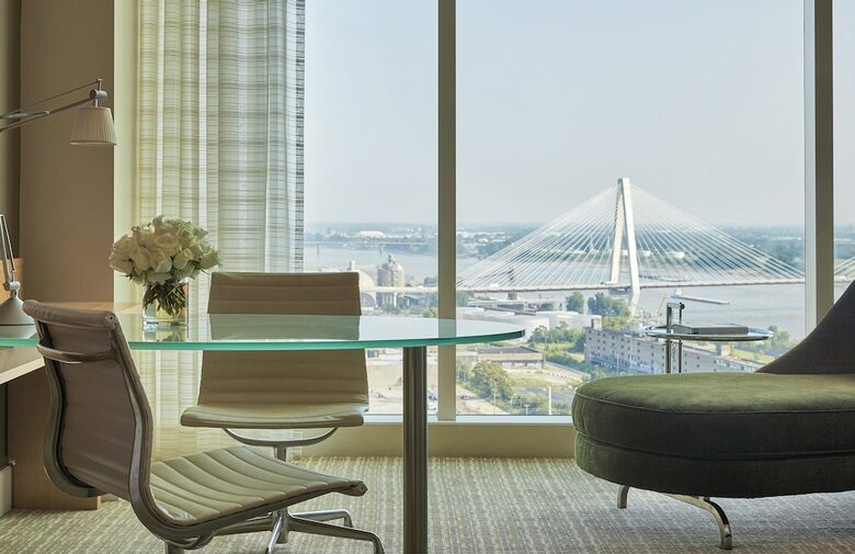 Four Seasons Hotel St Louis