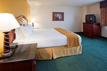 Hotel Quality Inn & Suites