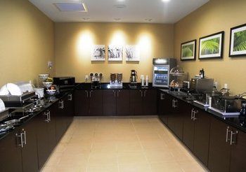 Hotel Sleep Inn & Suites