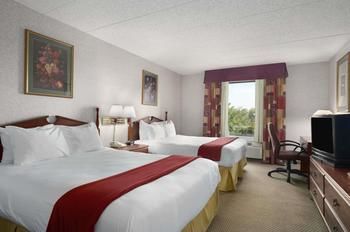 Hotel Baymont Inn & Suites Lexington