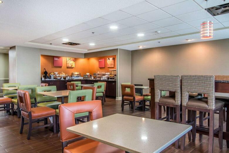 Hotel Comfort Suites Richmond