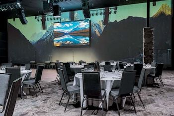 The Copper King Hotel And Convention Center