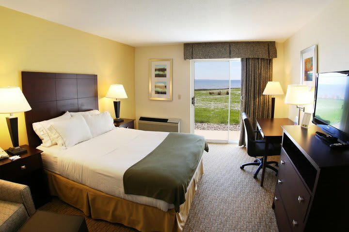 Hotel Holiday Inn Express St. Ignace-lake Front