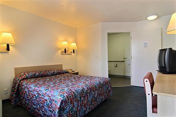 Motel 6 Gallup