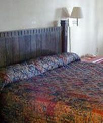 Hotel Swiss Chalet Inn