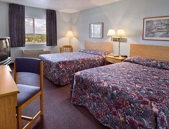 Hotel Super 8 Seville Oh