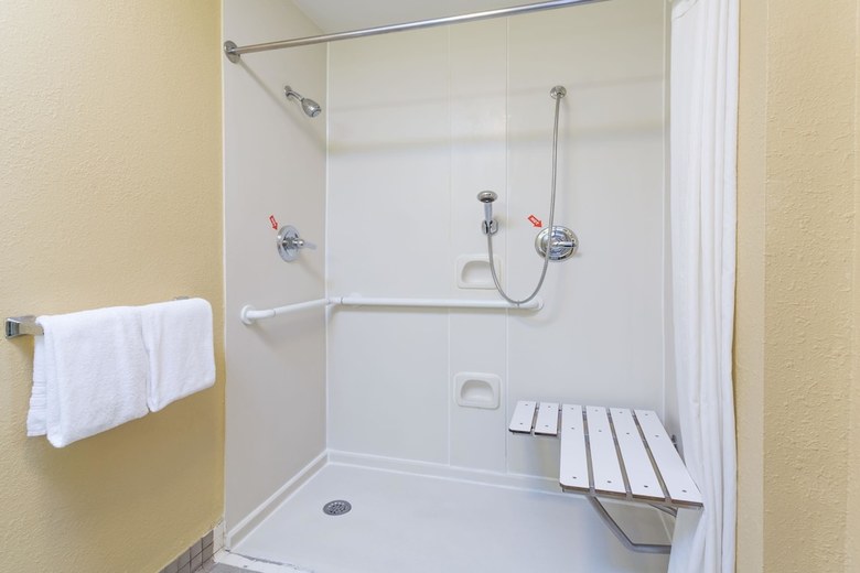 Hotel Microtel Inn & Suites By Wyndham Hillsborough