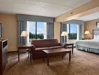 Hotel Wingate By Wyndham Fayetteville