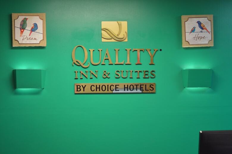 Hotel Quality Inn & Suites