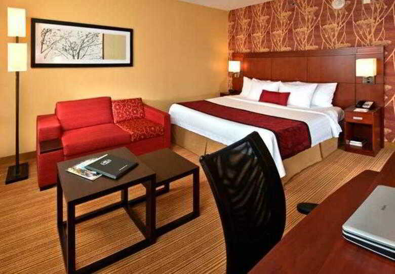 Hotel Courtyard By Marriott Fayetteville