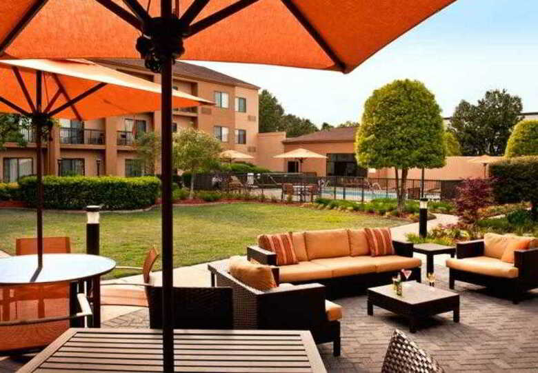 Hotel Courtyard By Marriott Fayetteville