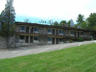 Motel The Mountaineer Inn