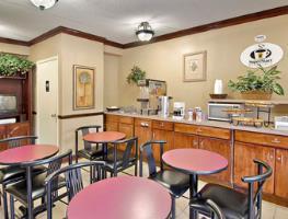 Motel Super 8 Raleigh Downtown South