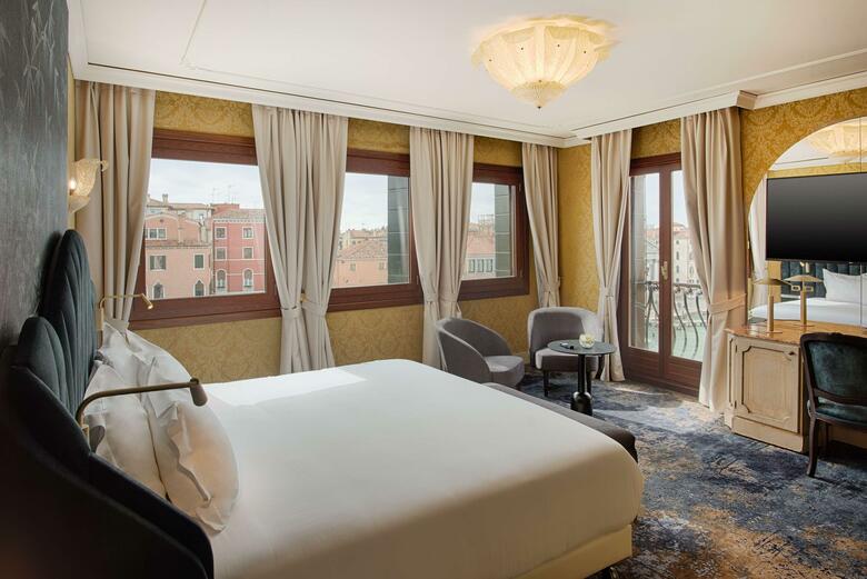 Hotel NH Venezia Santa Lucia