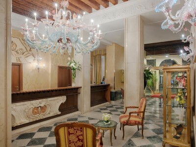 Hotel NH Venezia Santa Lucia