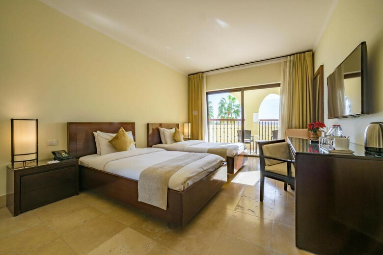 Hotel Grand Tala Bay Resort