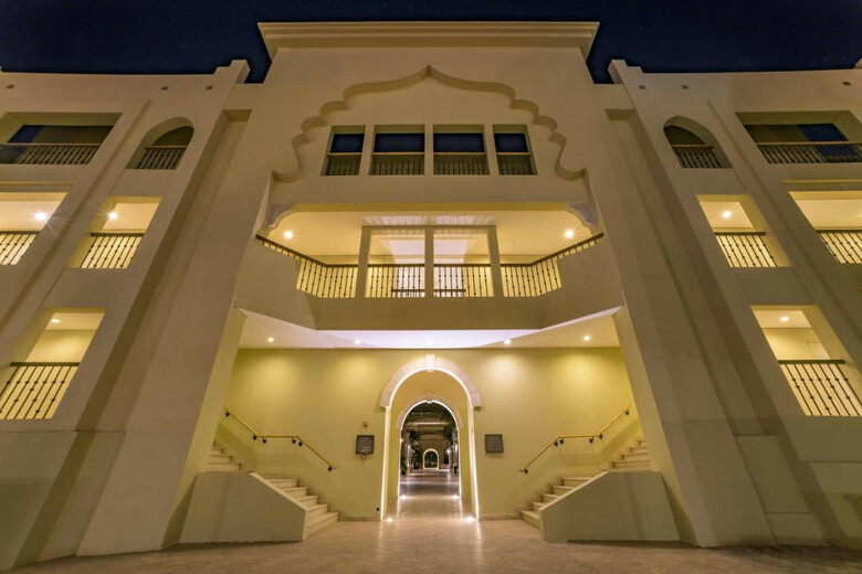 Hotel Grand Tala Bay Resort