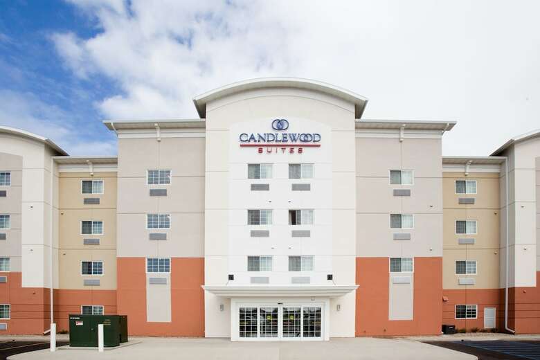Hotel Candlewood Suites Minot