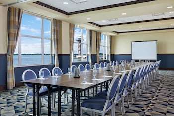 Sheraton Erie Bayfront Hotel