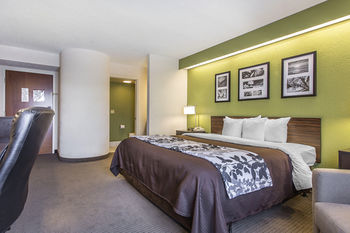 Motel Sleep Inn & Suites