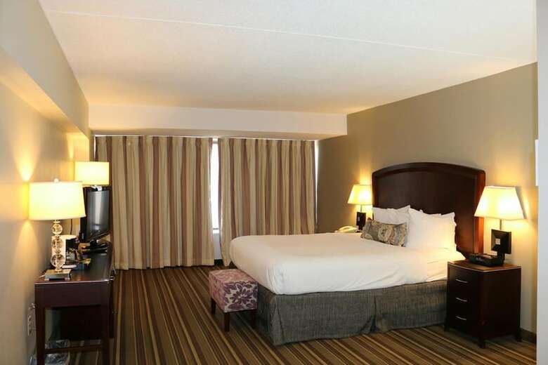 Avalon Hotel & Conference Center