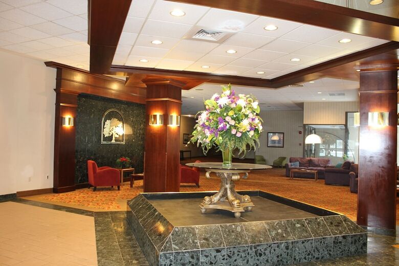 Avalon Hotel & Conference Center