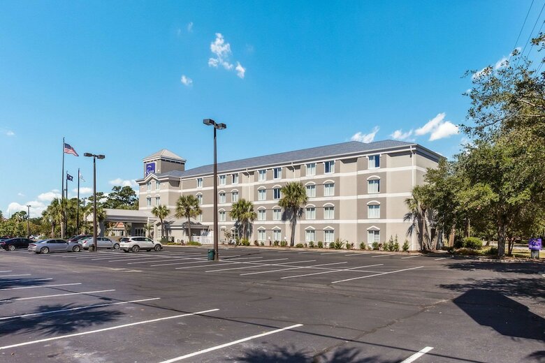 Hotel Sleep Inn At Harbour View