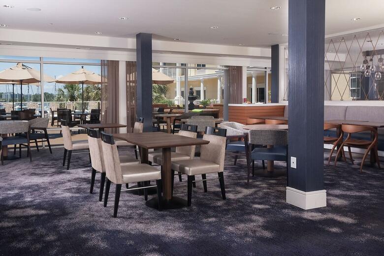Hotel Courtyard Charleston Waterfront By Marriott