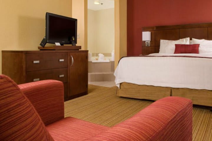 Hotel Courtyard Charleston Waterfront By Marriott