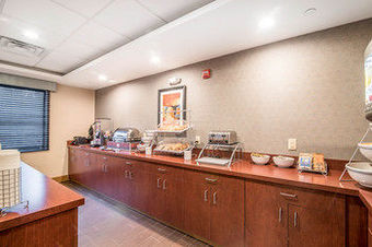 Motel Comfort Inn & Suites