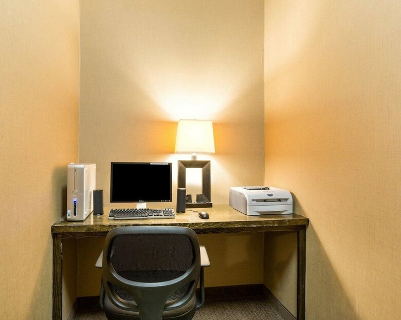 Hotel Comfort Inn And Suites Winnie