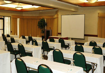 Hotel Courtyard By Marriott College Station