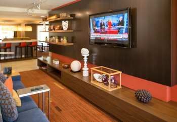 Hotel Courtyard By Marriott College Station