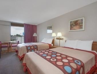 Hotel Super 8 Motel - Carlisle / North