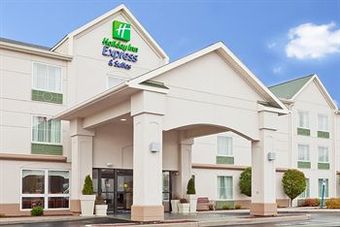 Holiday Inn Express Hotel & Suites Frackville