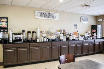 Hostal Sleep Inn And Suites