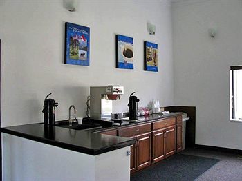 Motel 6 Pittsburgh Airport