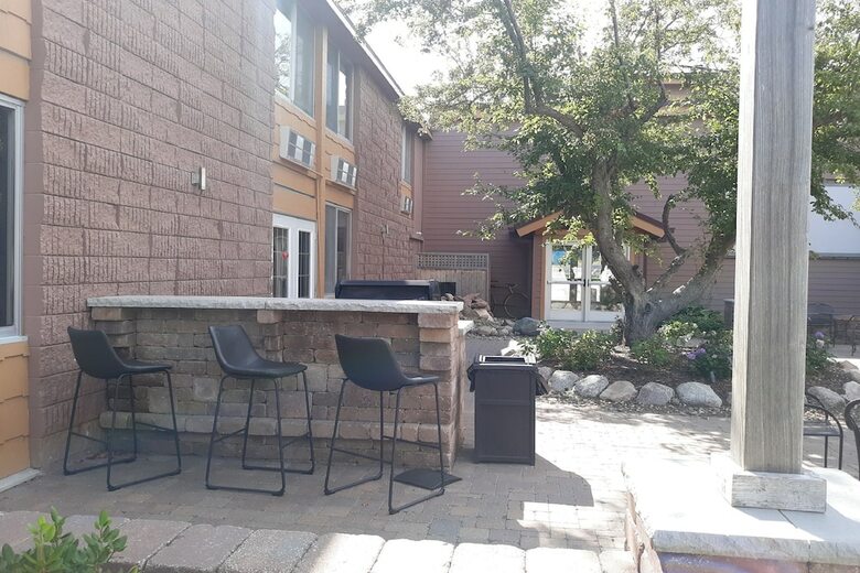 Hotel Dakotah Lodge