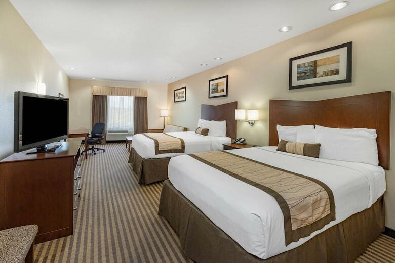 Hotel Baymont Inn & Suites Victoria